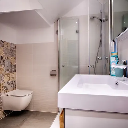Guest house Bella Vista 3*