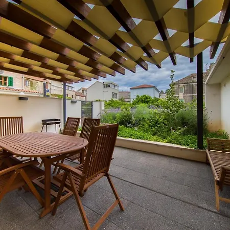Bella Vista Guest house