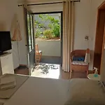ゲストハウス Bella Vista 3*